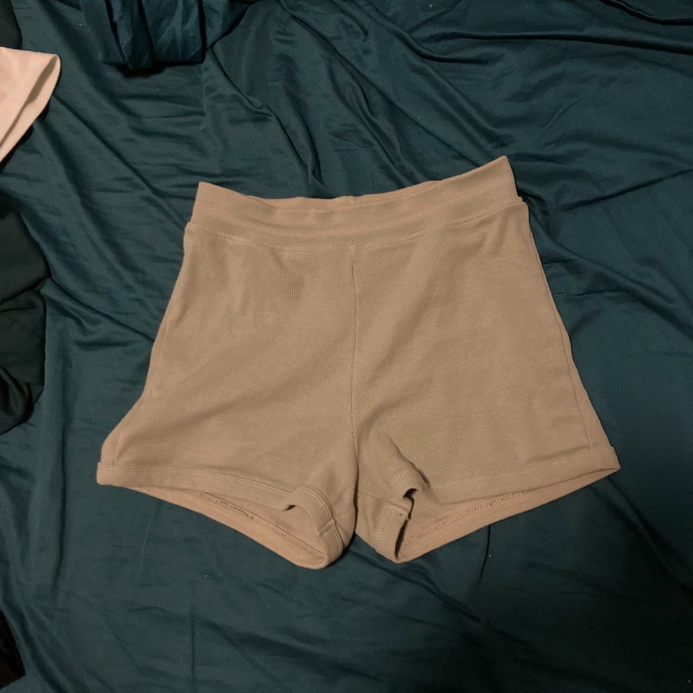 NWOT Ribbed Mini Short